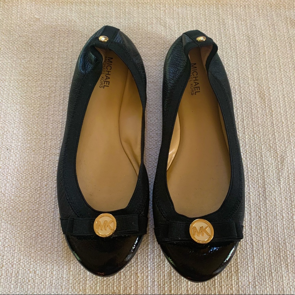 Michael Kors Dixie Flat - image 1